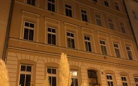 Byt S Krasnou Vyhlidkou Na Hotel Imperial